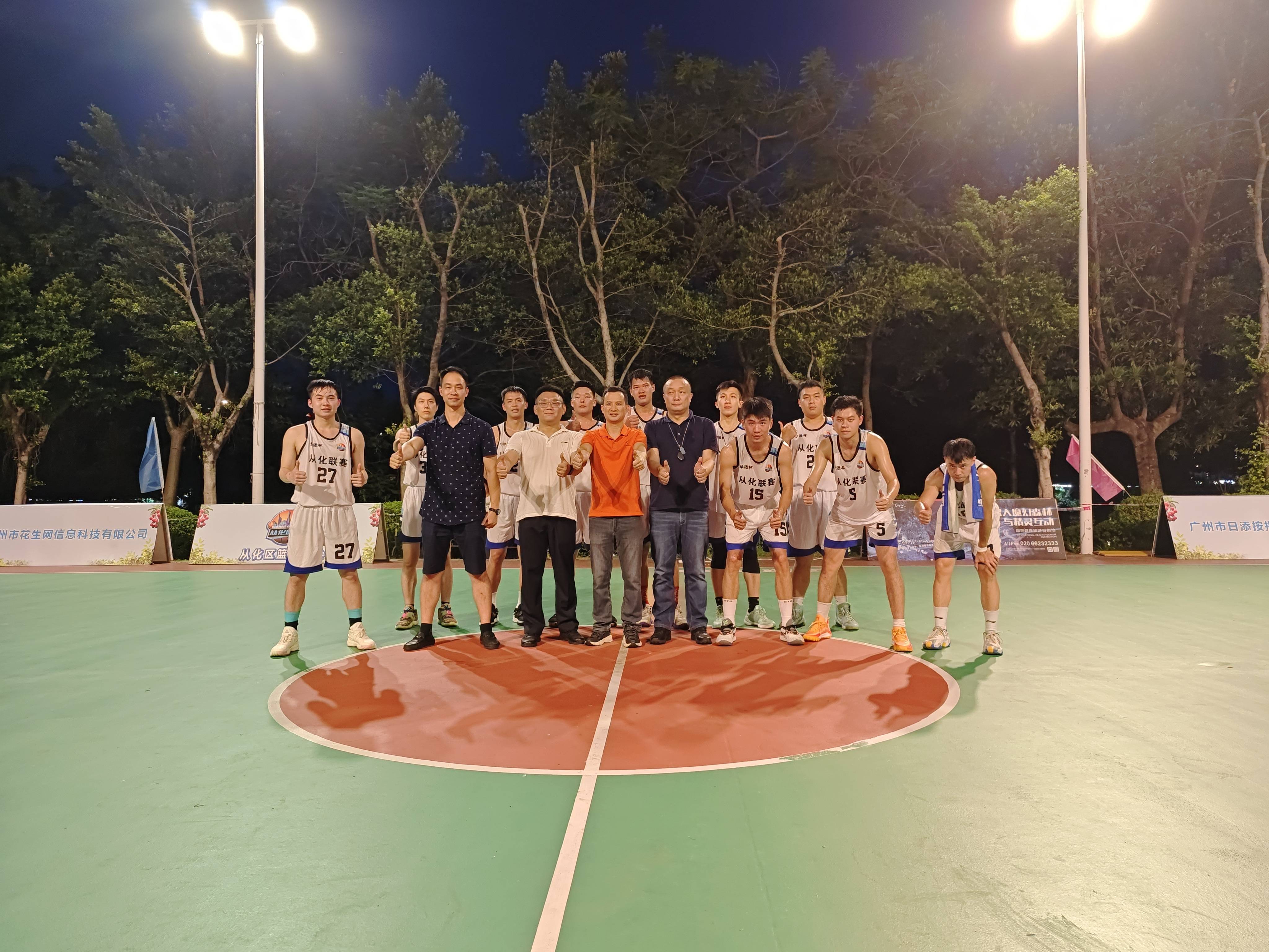 俄罗斯篮球联赛激战正酣，胜负悬扬