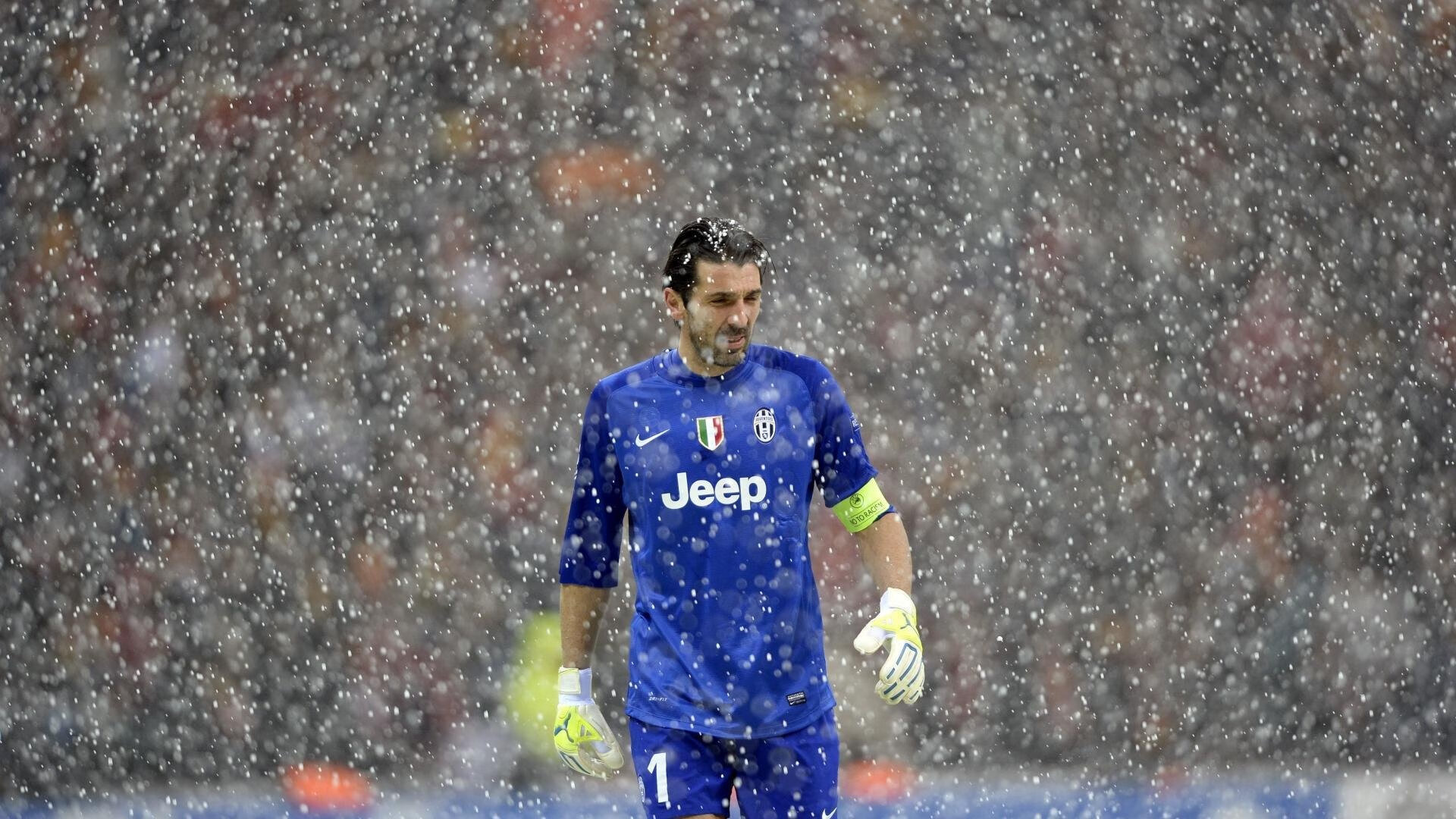 萨拉赫与60激战DWG分钟，败北胜负难料！，德布劳内焦点对战观众掌声雷动